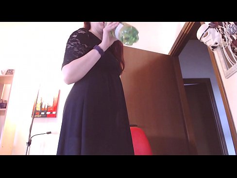❤️ Pokorna sužnja, ki obožuje umazane in sočne spodnjice, je po ogledu tega videa prisiljena masturbirati! ❌ Porno pri nas ☑